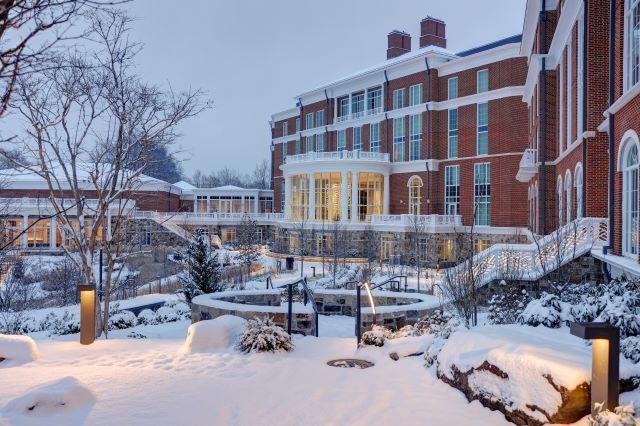 Executive_IQ_UVA_Darden_Hotel_Winter
